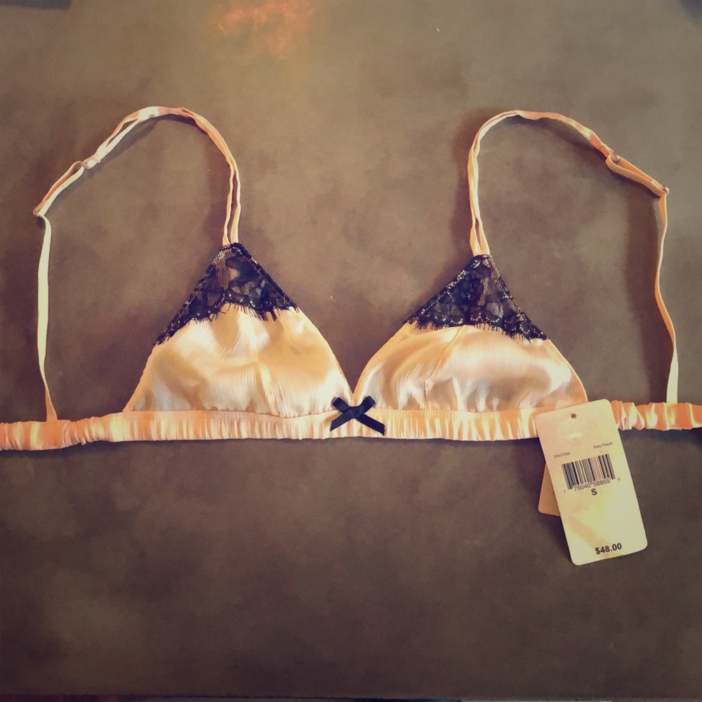 Underella by Ella moss S pale peach w/ black lace